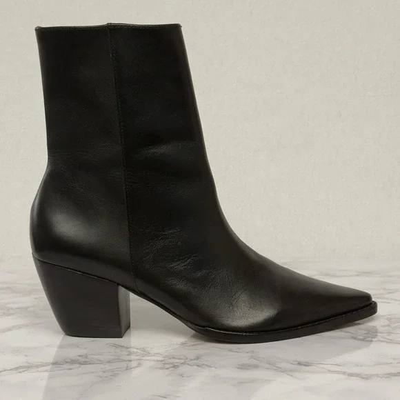 Matisse Caty Leather Booties Size 8 Black Leather Pointed Toe Ankle Boots - Picture 1 of 15